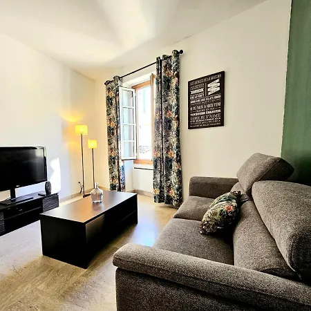 Arena - 2 - Vue Sur Les Arenes Nîmes